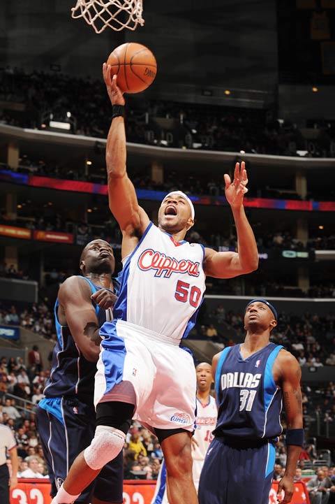 关于小牛全队沉寂，面临重建压力的信息