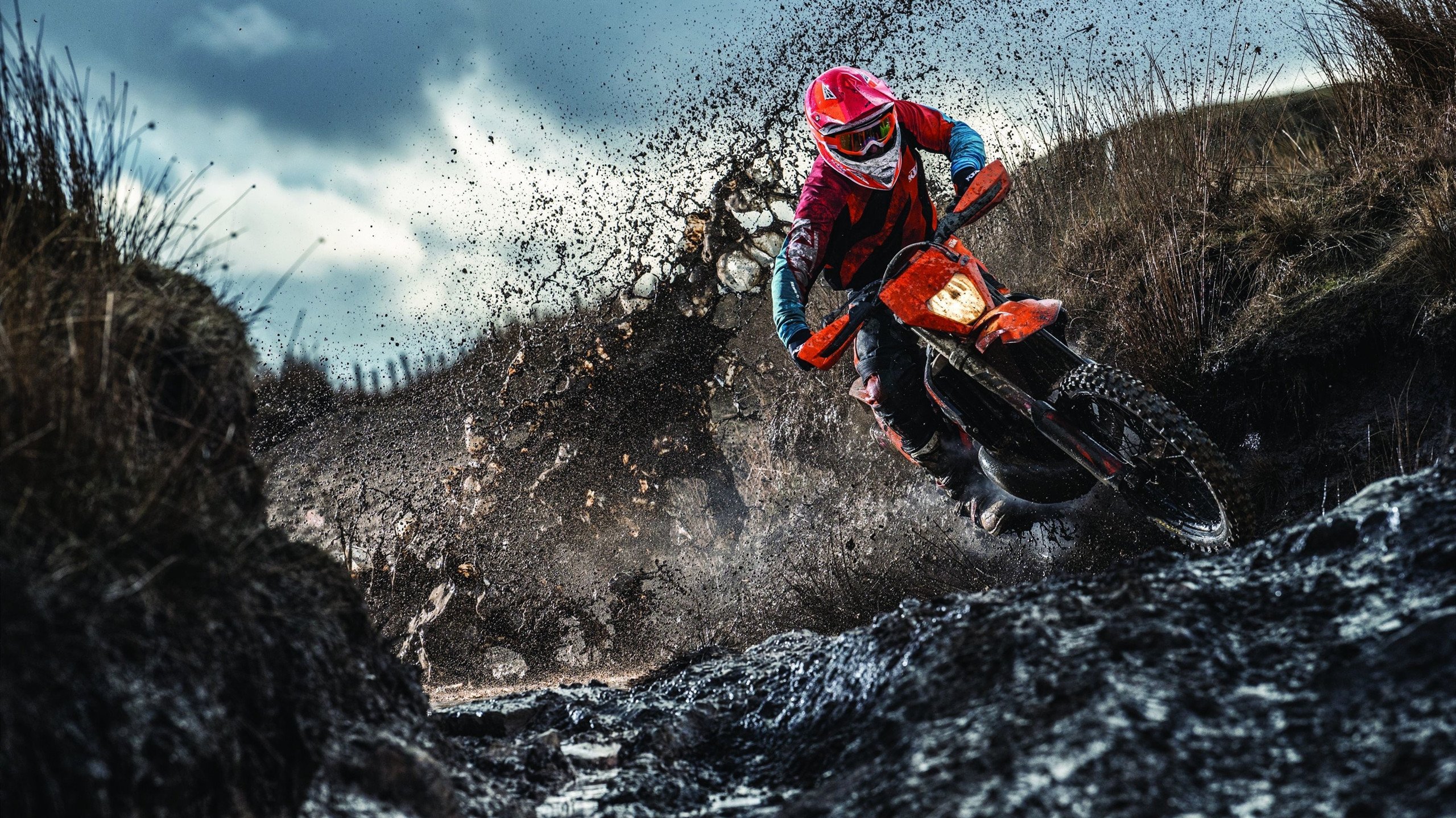 孙兴慜一剑封喉助日本翻盘皇家社会，亚洲之光再成关键先生